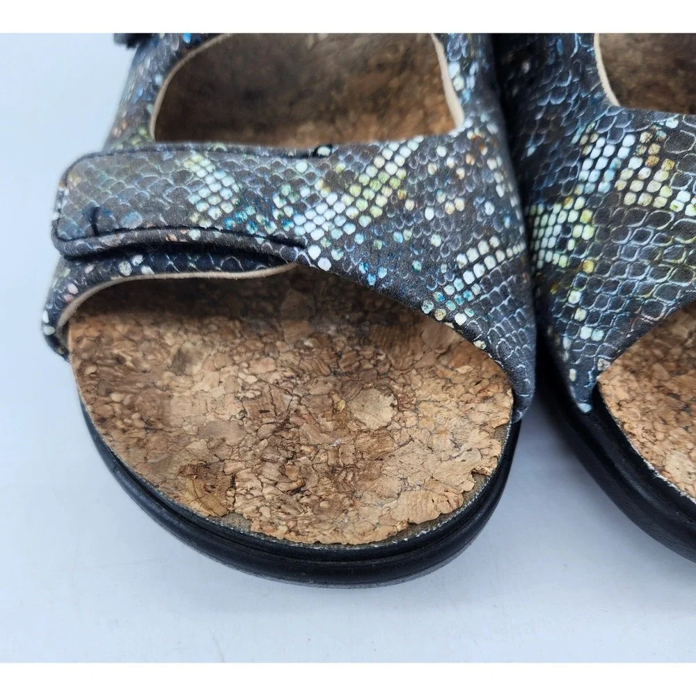SAS Cozy Slide Sandals Womens 8 Multisnake Print Double Adjustable Strap Comfort